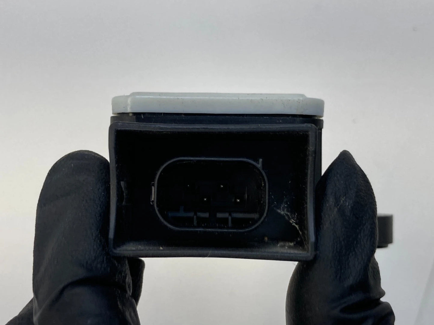 2007-2011 GMC YUKON 5.3L V8 VEHICLE YAW RATE SENSOR CONTROL MODULE 15197080 OEM