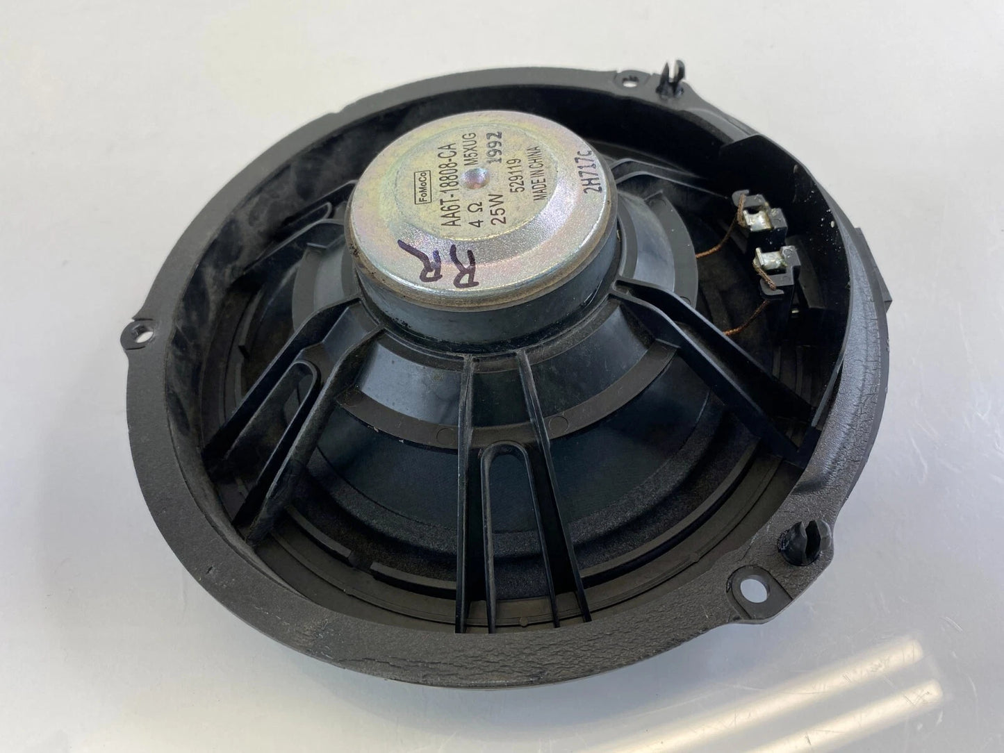 2012-2018 FORD FOCUS REAR RIGHT PASSENGER SIDE DOOR SOUND SYSTEM SPEAKER ASSY