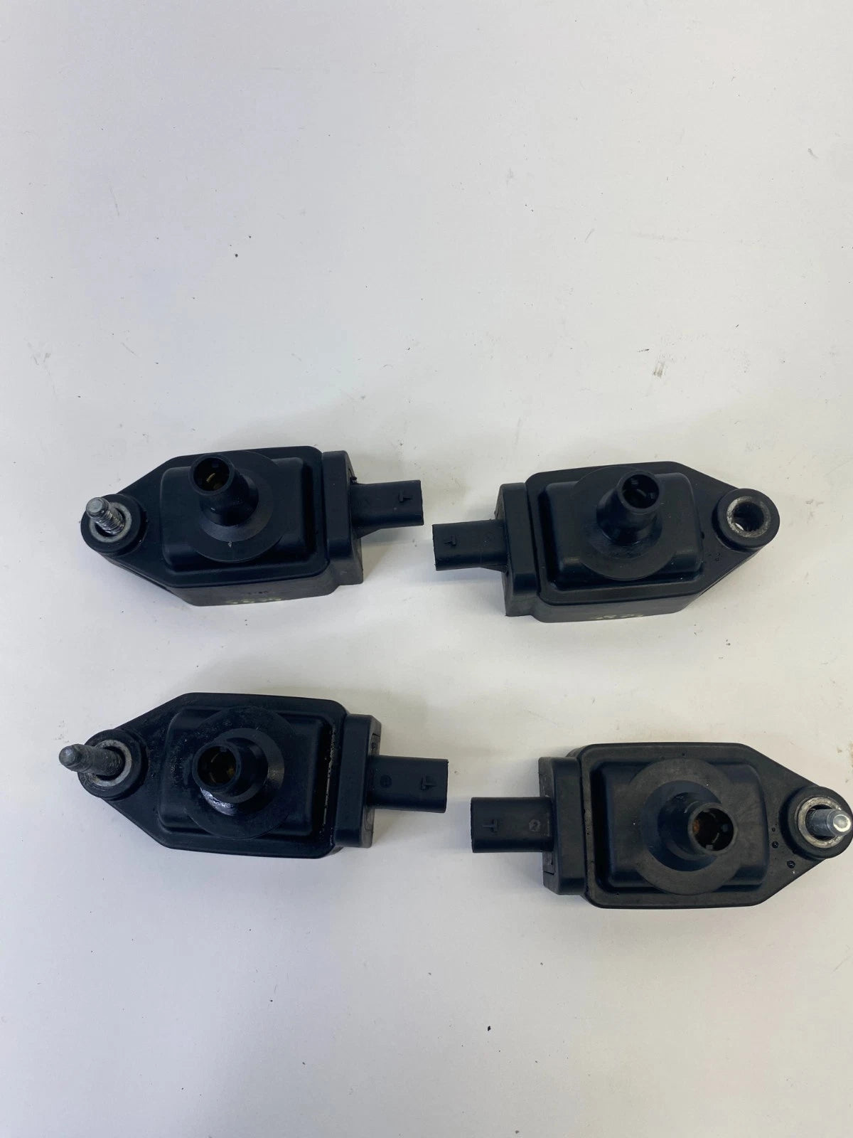 13-16 DODGE DART 15-21 RENEGADE 2.4L L4 A/T IGNITION COIL ASSEMBLY SET OF 4 OEM