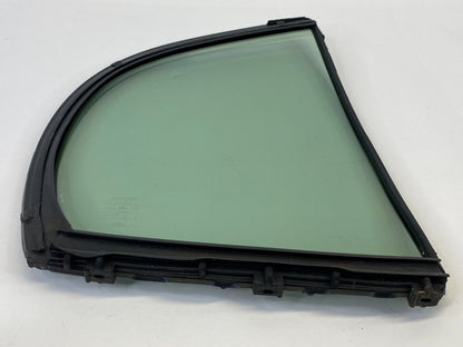 1998-2005 Lexus GS300 Rear Left Side Door Vent Quarter Window Glass 68189-30100