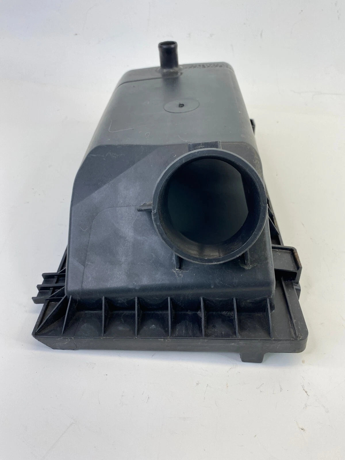 2007-2009 DODGE CALIBER AIR INTAKE FILTER BOX UPPER LID OEM FACTORY 04891700AC