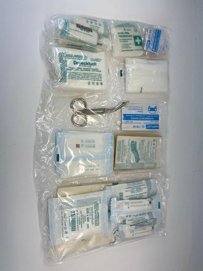 2001 AUDI A4 A4 QUATTRO EMERGENCY FIRST AID KIT MEDICAL ASSEMBLY OEM
