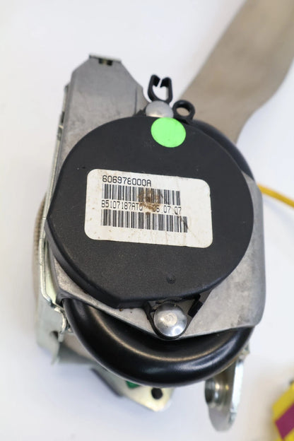 03-10 VW BEETLE CONVERTIBLE FRONT LEFT SEAT BELT DRIVER RETRACTOR OEM 1Y1857705A