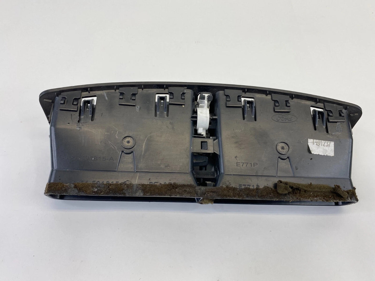2013-2019 FORD ESCAPE CENTER DASH A/C AIR VENT OUTLET GRILLE DUCT CJ54-S01815-A