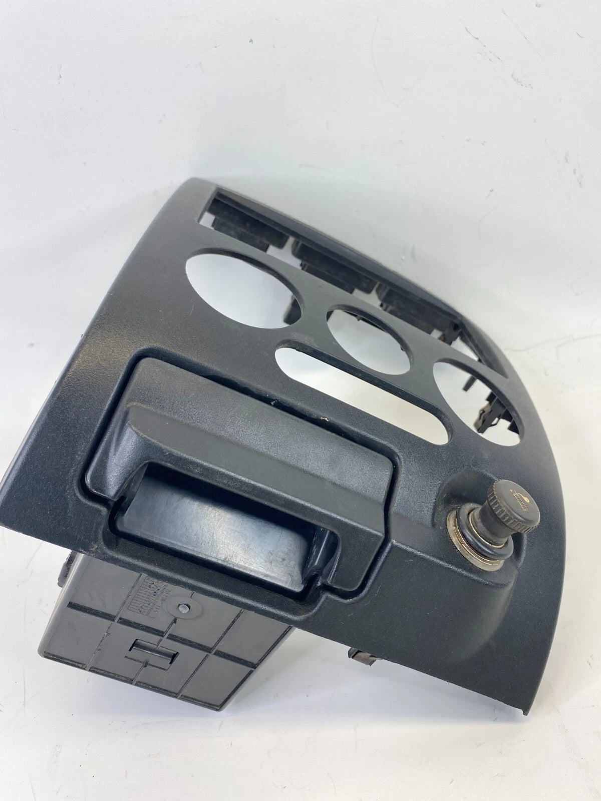 2003-2005 KIA RIO DASH RADIO CLIMATE CONTROL BEZEL COVER TRIM ASH TRAY OEM
