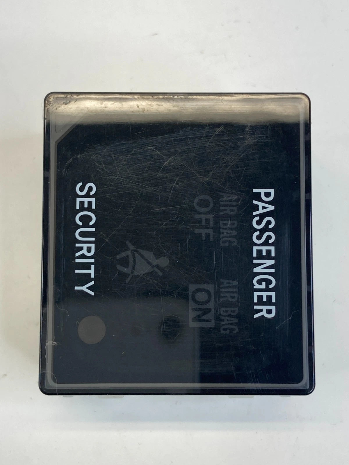 09-13 TOYOTA MATRIX PASSENGER SWITCH ON OFF SECURITY INDICATOR LIGHT OEM