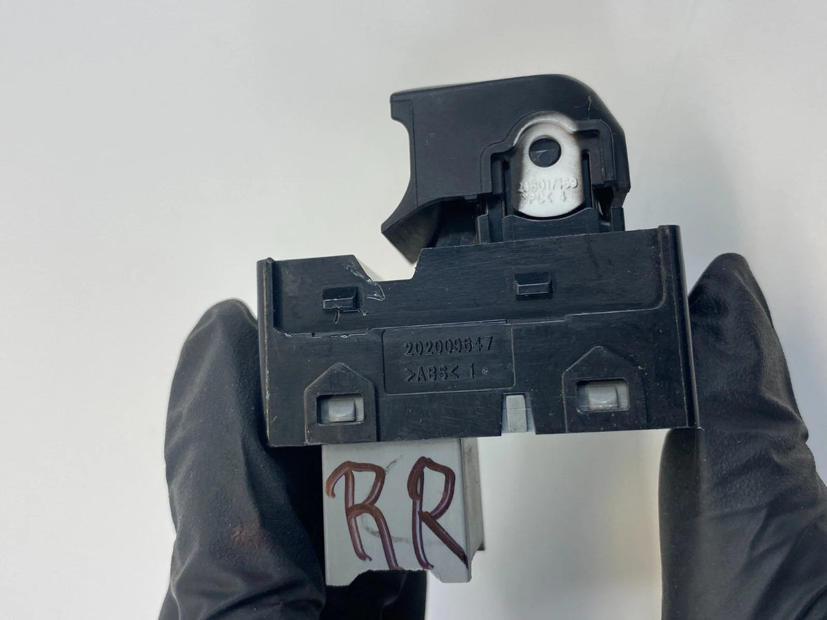 11-13 HYUNDAI ELANTRA REAR RIGHT SIDE DOOR POWER WINDOW SWITCH 93580-3X031 OEM