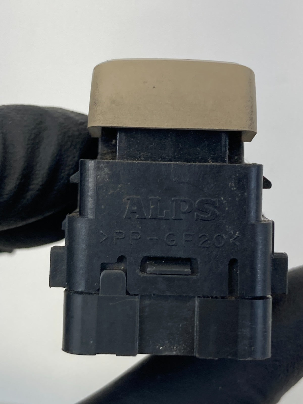 2006-2009 Cadillac SRX Front Left Seat Power Lumbar Control Switch 15210786 OEM