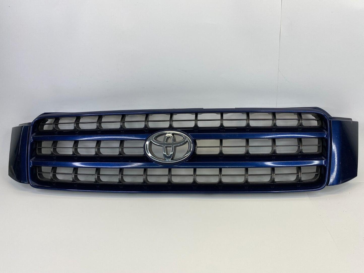 2001-2003 Toyota Highlander Front Upper Grill Grille w/ Emblem 53101-48060 OEM