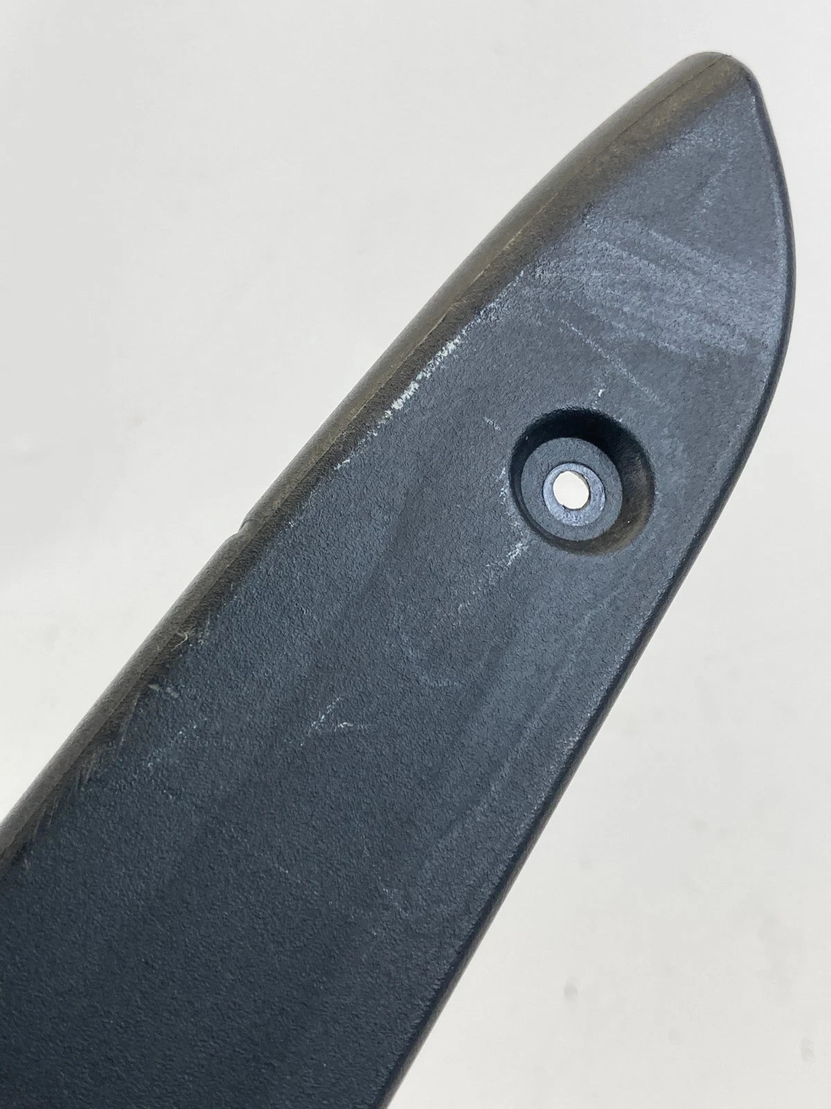 06 MERCEDES-BENZ CLS500 REAR TRUNK HATCH HANDLE MOLDING COVER 219-750-01-93 OEM