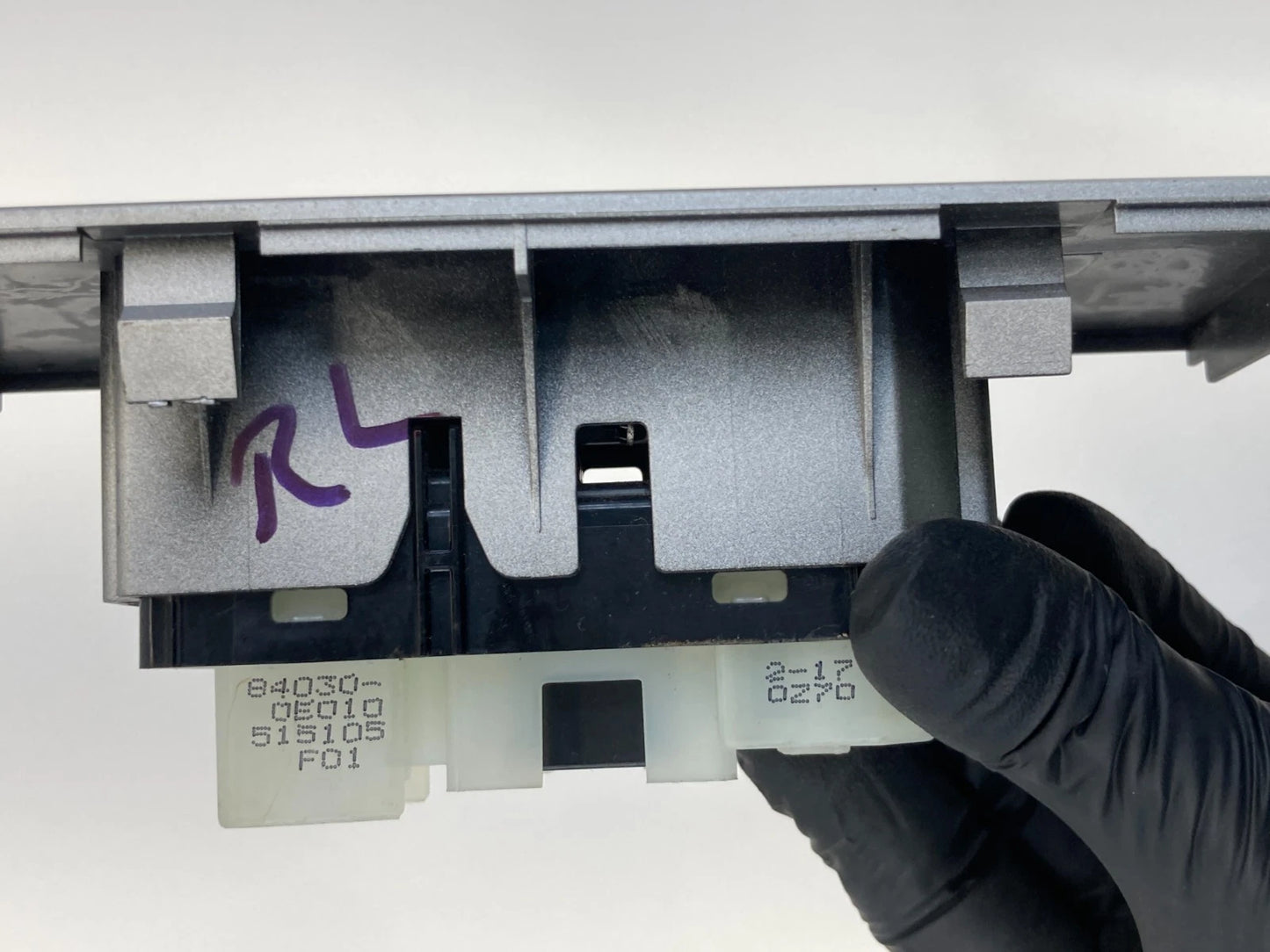 07-09 LEXUS RX350 04-06 RX330 REAR LEFT DOOR WINDOW CONTROL SWITCH 84030-0E010