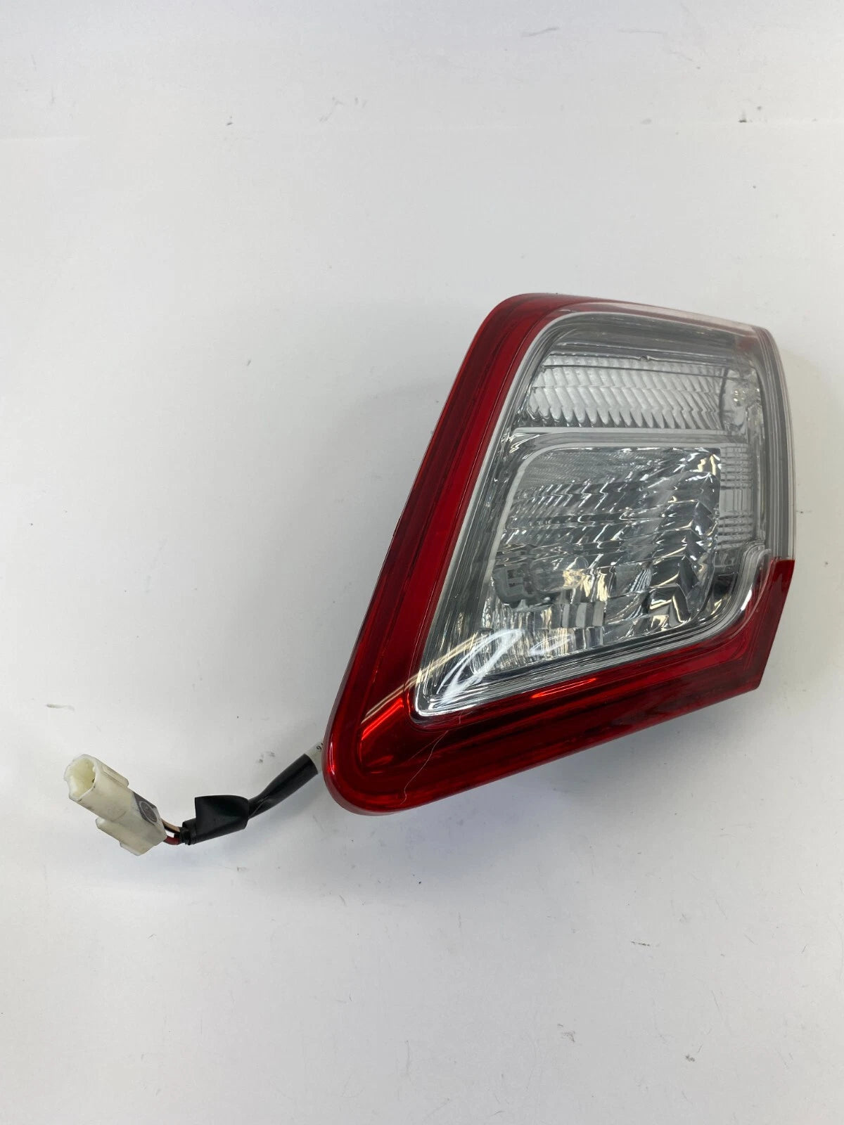 10 11 TOYOTA CAMRY RIGHT PASSENGER INNER TAILLIGHT TAIL LIGHT LAMP 949-531-20