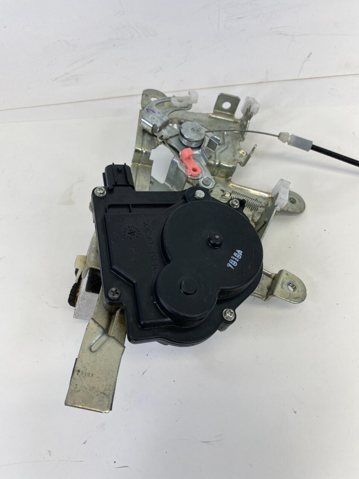 2005-2010 Honda Odyssey Right Sliding Door Power Lock Crank Release Actuator OEM