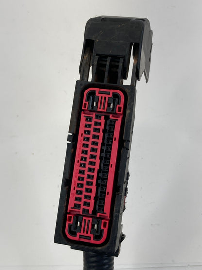 2003 2004 Lincoln Navigator 5.4L 2WD AT ABS Anti Lock Brake Pump Plug Connector