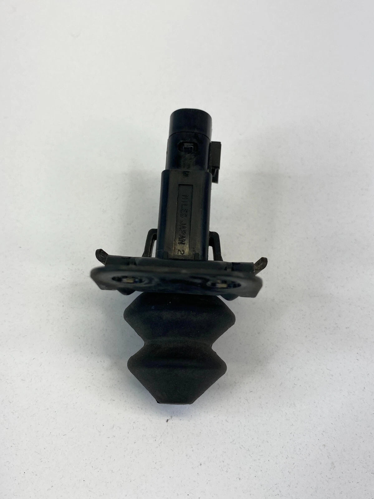 2004-2008 MITSUBISHI ENDEAVOR FRONT HOOD OPEN WARNING AJAR SENSOR SWITCH