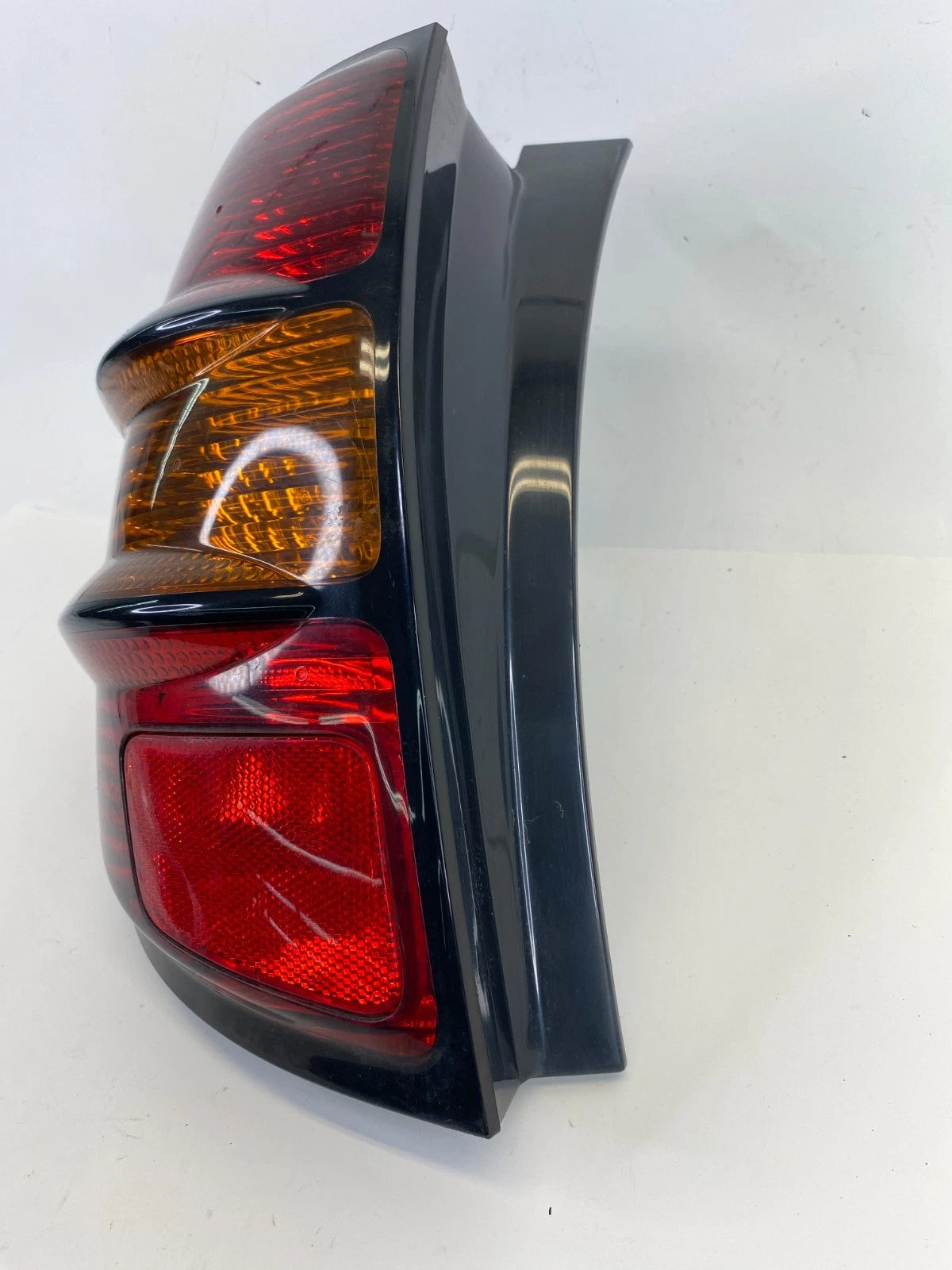 2003-2008 Pontiac Vibe Rear Left Driver Tail Light Taillight Taillamp OEM