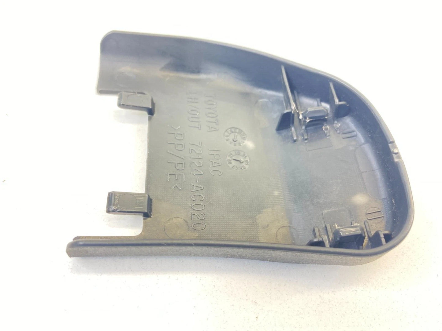 2005-2010 TOYOTA AVALON FRONT LEFT OUTER SEAT TRACK END COVER TRIM 72124-AC020