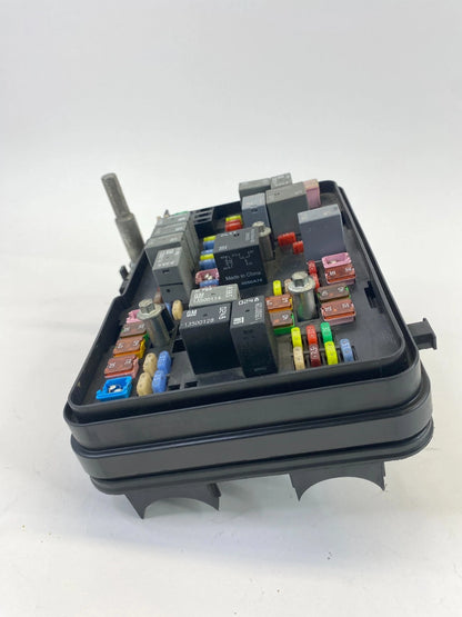 2010 CHEVROLET EQUINOX 2.4L AWD ENGINE FUSE RELAY BOX BLOCK 20848337 OEM