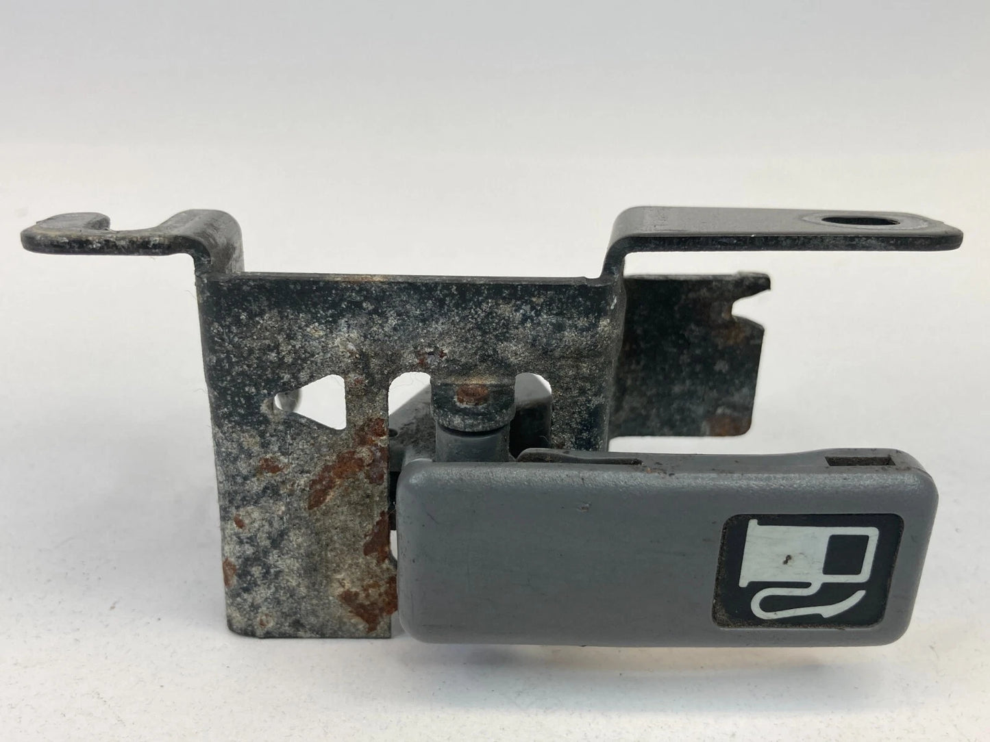 2004-2008 ACURA TL FUEL DOOR OPEN RELEASE LID HANDLE LEVER SWITCH OEM