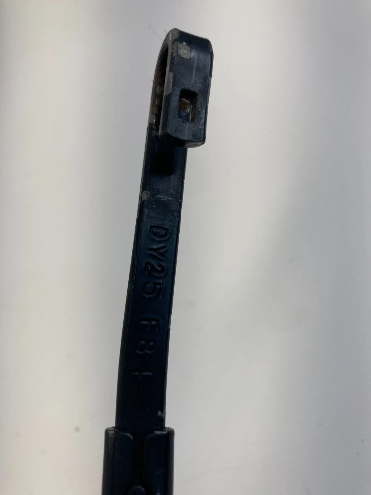 2013-2018 NISSAN ALTIMA FRONT WINDSHIELD WIPER ARMS PAIR SET LEFT RIGHT OEM