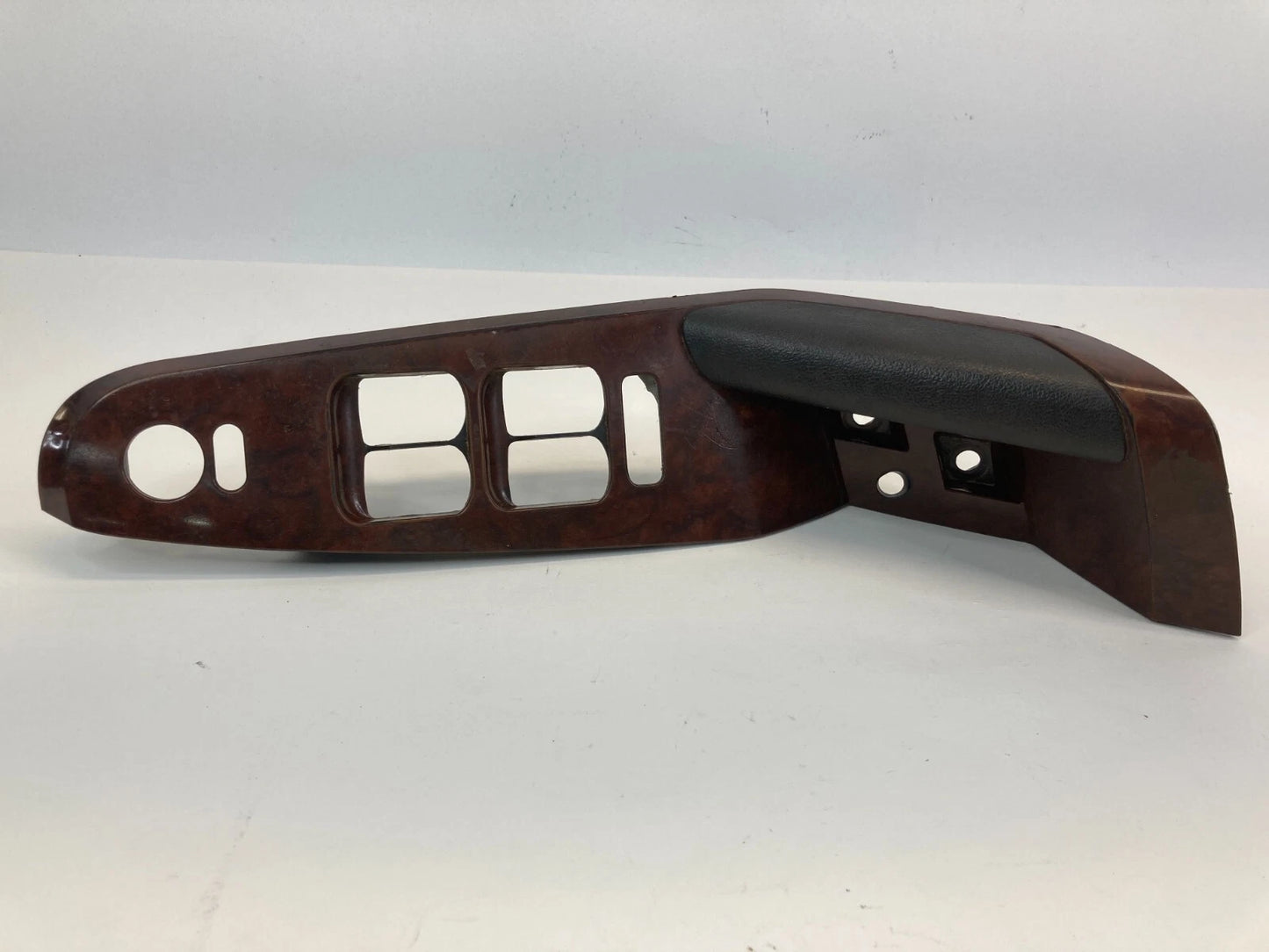 05-10 Pontiac G6 SEDAN Left Driver Door Master Window Switch Bezel 25851963