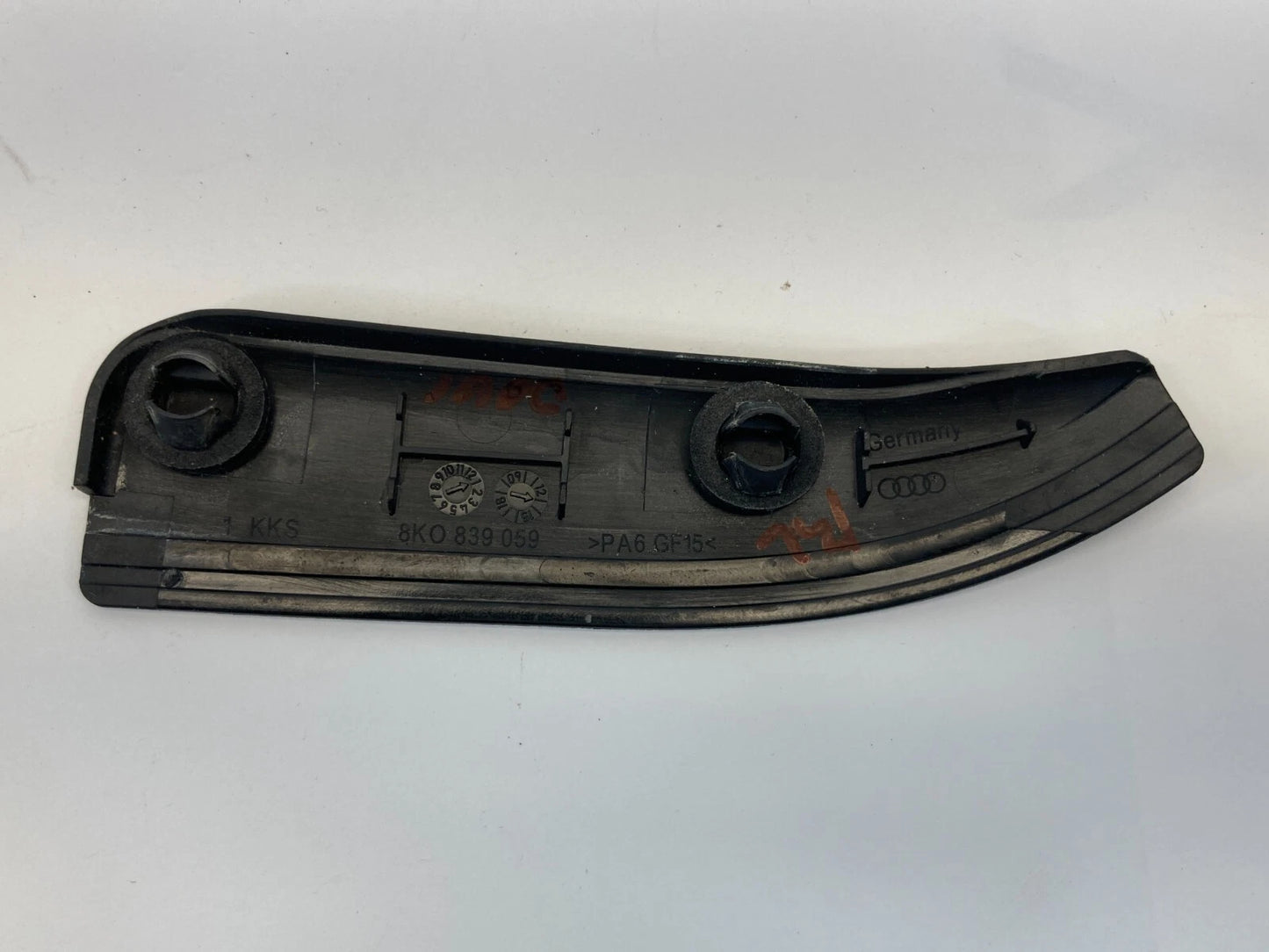 2009-2016 AUDI A4 REAR LEFT SIDE DOOR BRACKET END SEAL ASSY 8K0-839-059 OEM