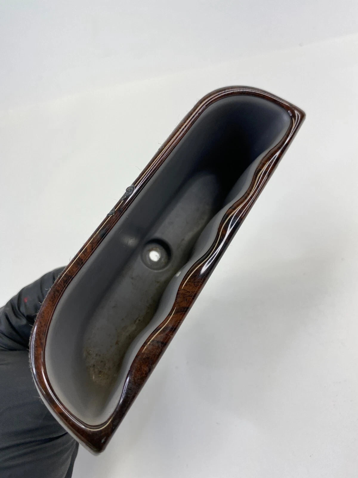 2003-2005 SUZUKI GRAND VITARA REAR RIGHT DOOR PULL HANDLE POCKET BEZEL OEM