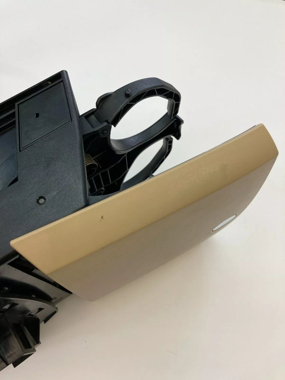 2006-2009 MERCEDES-BENZ R350 REAR CENTER CONSOLE CUP HOLDER ASSY A2516803814 OEM