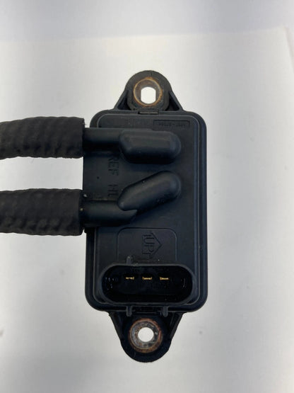 97-06 FORD EXPEDITION EXHAUST GAS RECIRCULATION EGR PRESSURE SENSOR W/ CONNECTOR