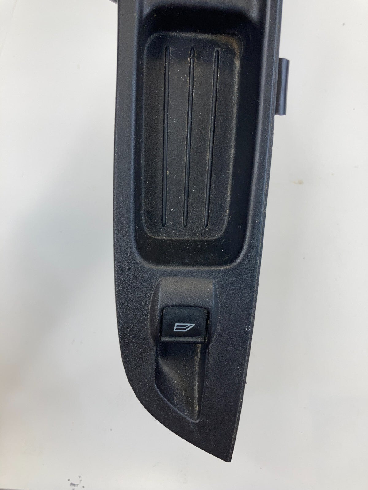2012-2018 Ford Focus Front Right Side Power Window Switch BM51-240A4A-A OEM