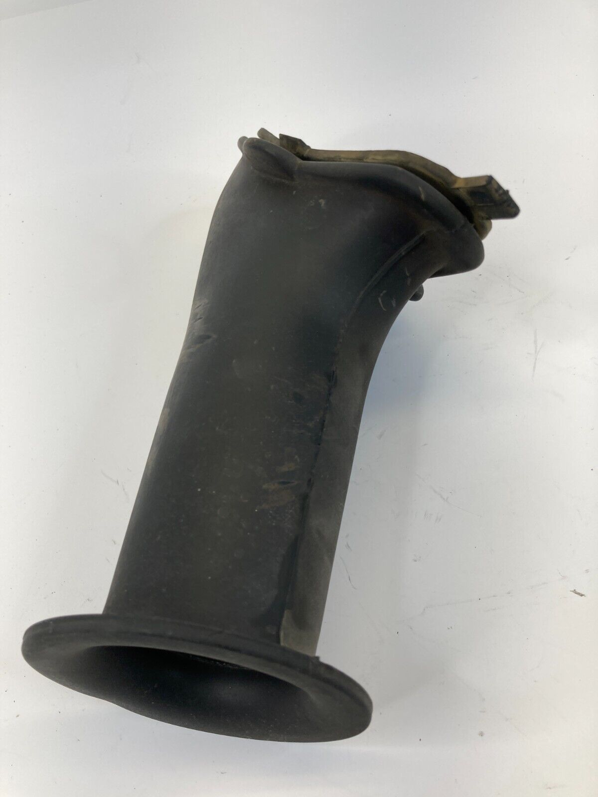 1994-2004 Ford Mustang 3.8L V6 Air Intake Hose Duct Tube F4ZZ9C676A OEM