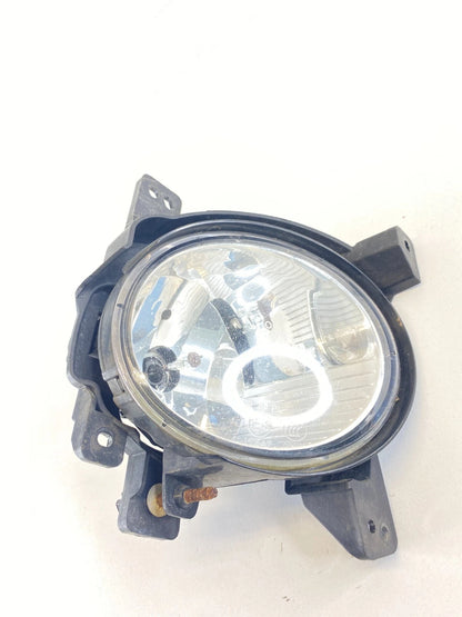 10-12 HYUNDAI SANTA FE FRONT RIGHT PASSENGER SIDE FOG LIGHT LAMP 92202-2B5 OEM