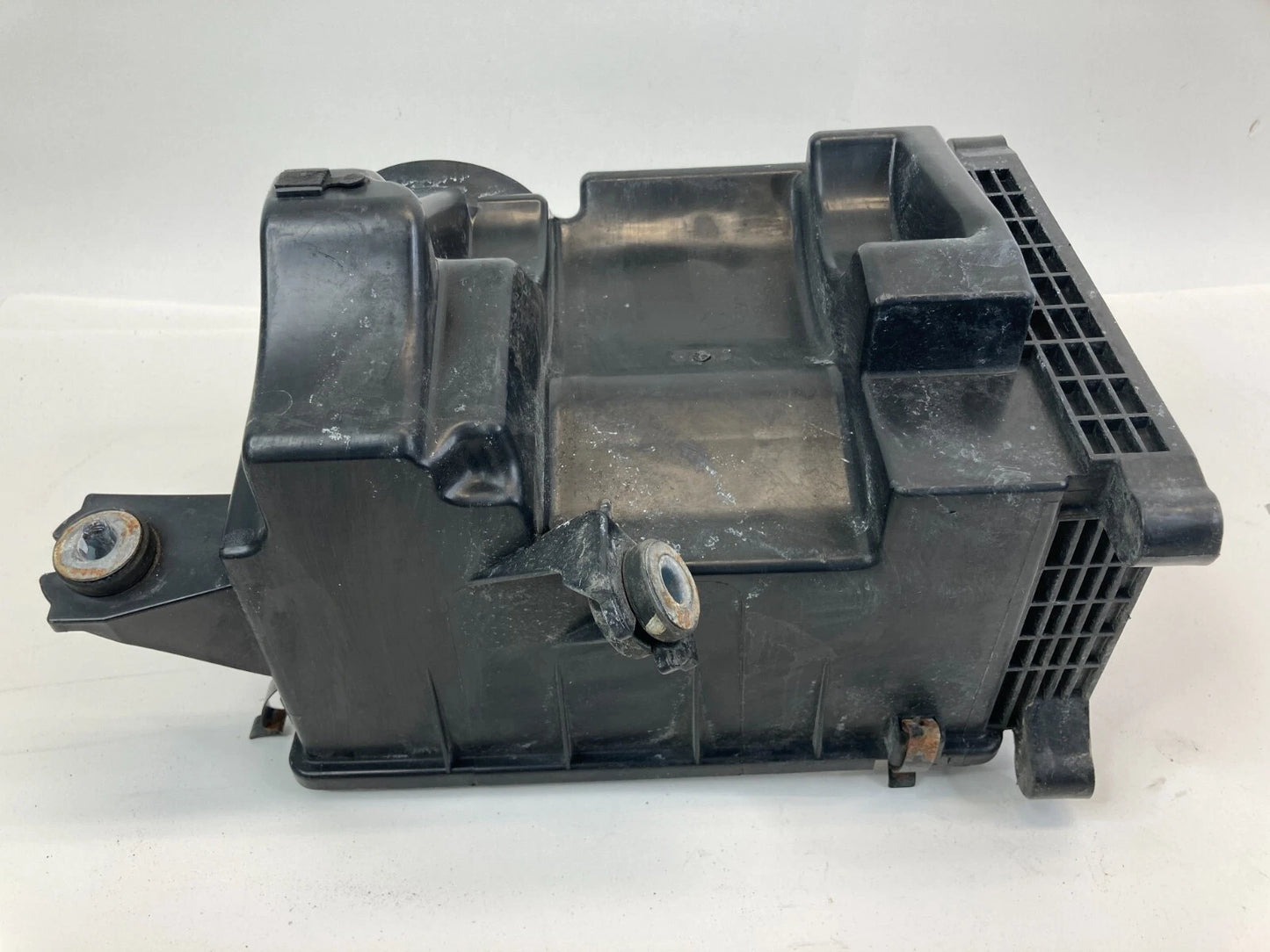 2006-2010 HYUNDAI SONATA 2.4L 16V BODY AIR INTAKE CLEANER LOWER FILTER COVER OEM