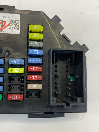 2007 GMC Yukon Chevy Tahoe Instrument Panel Fuse Relay Box Compartment 15839517