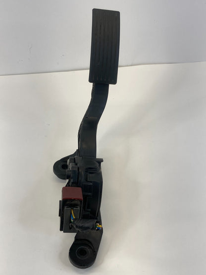 10-17 GMC Terrain Chevy Equinox 2.4L A/T Fuel Accelerator Gas Pedal Throttle