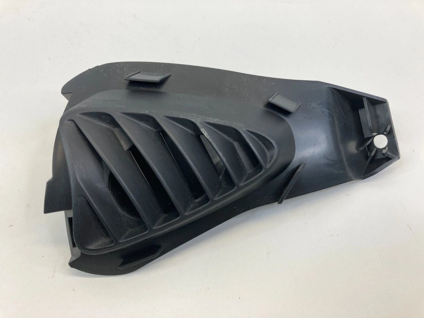2011-2017 NISSAN JUKE DASH RIGHT PASSENGER SIDE DEFROSTER VENT GRILLE OUTLET OEM
