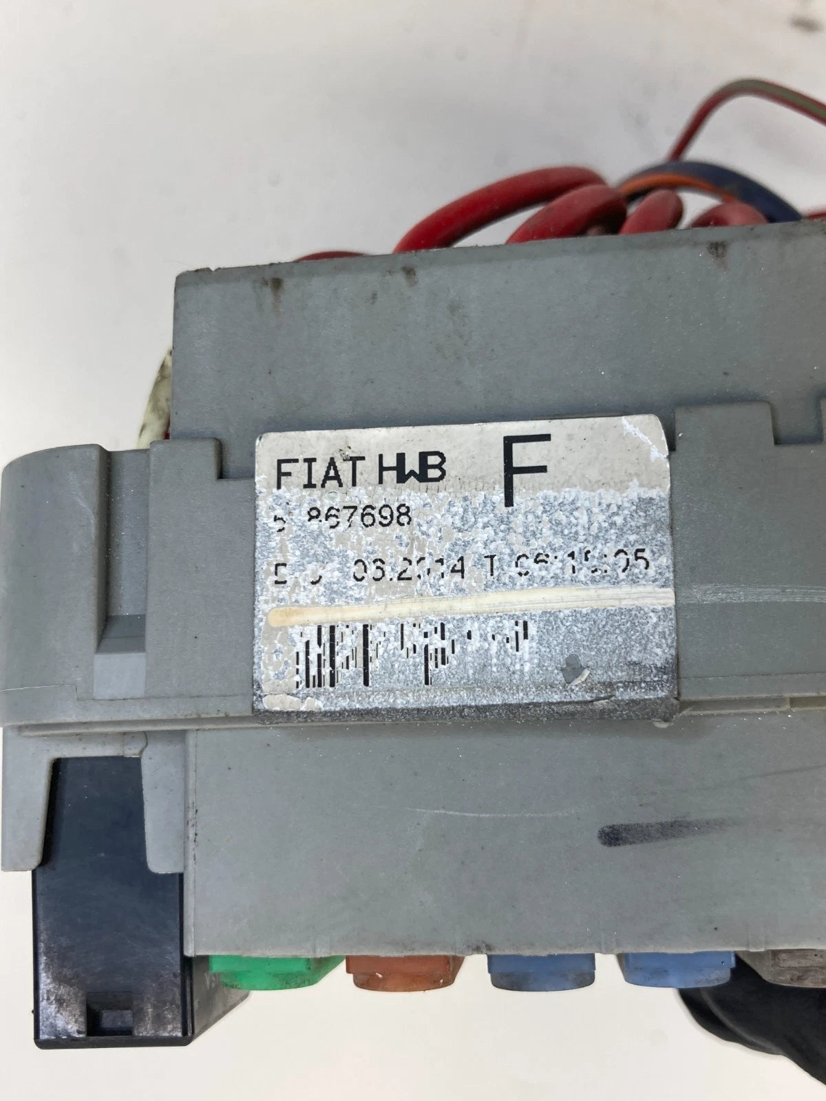 2013-2016 DODGE DART 2.4L ENGINE FUSE BOX POWER DISTRIBUTION CENTER OEM