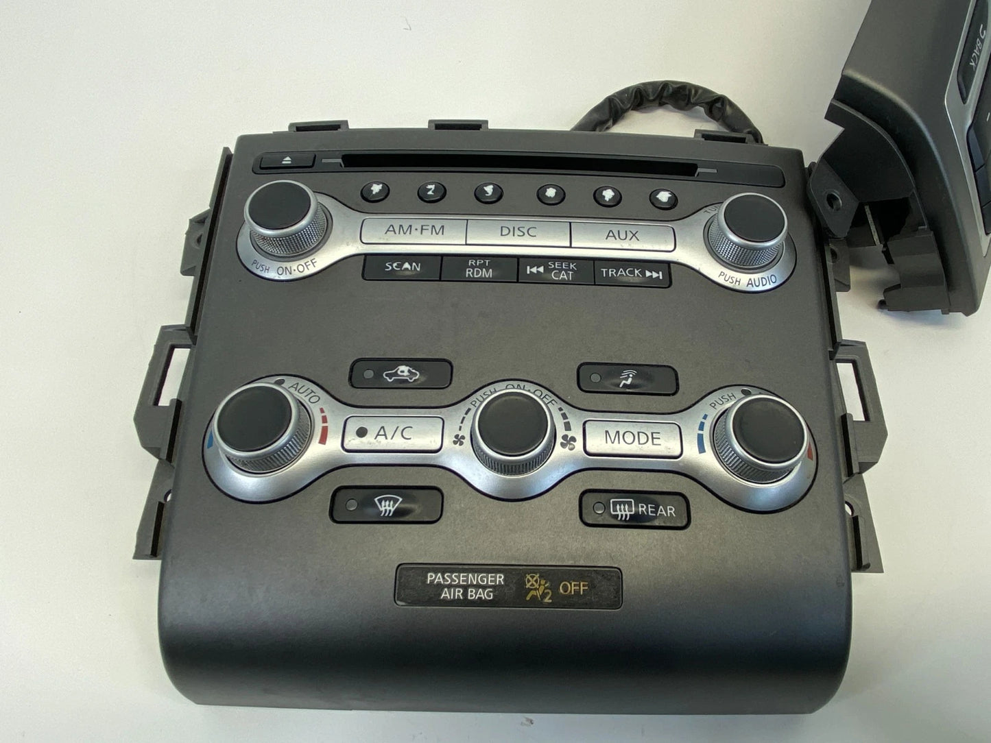 2009 10 11 2012 NISSAN MURANO AM/FM RADIO CD PLAYER FACEPLATE CLIMATE CONTROL