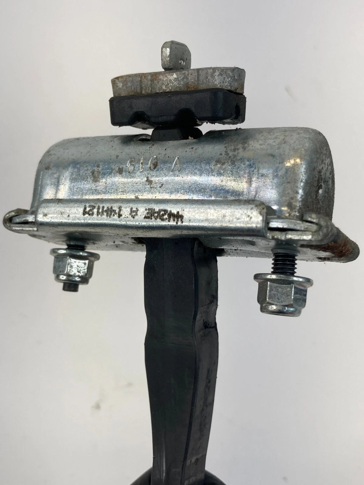 2013-2016 DODGE DART FRONT LEFT DRIVER SIDE DOOR CHECK STOP STOPPER DETENT OEM