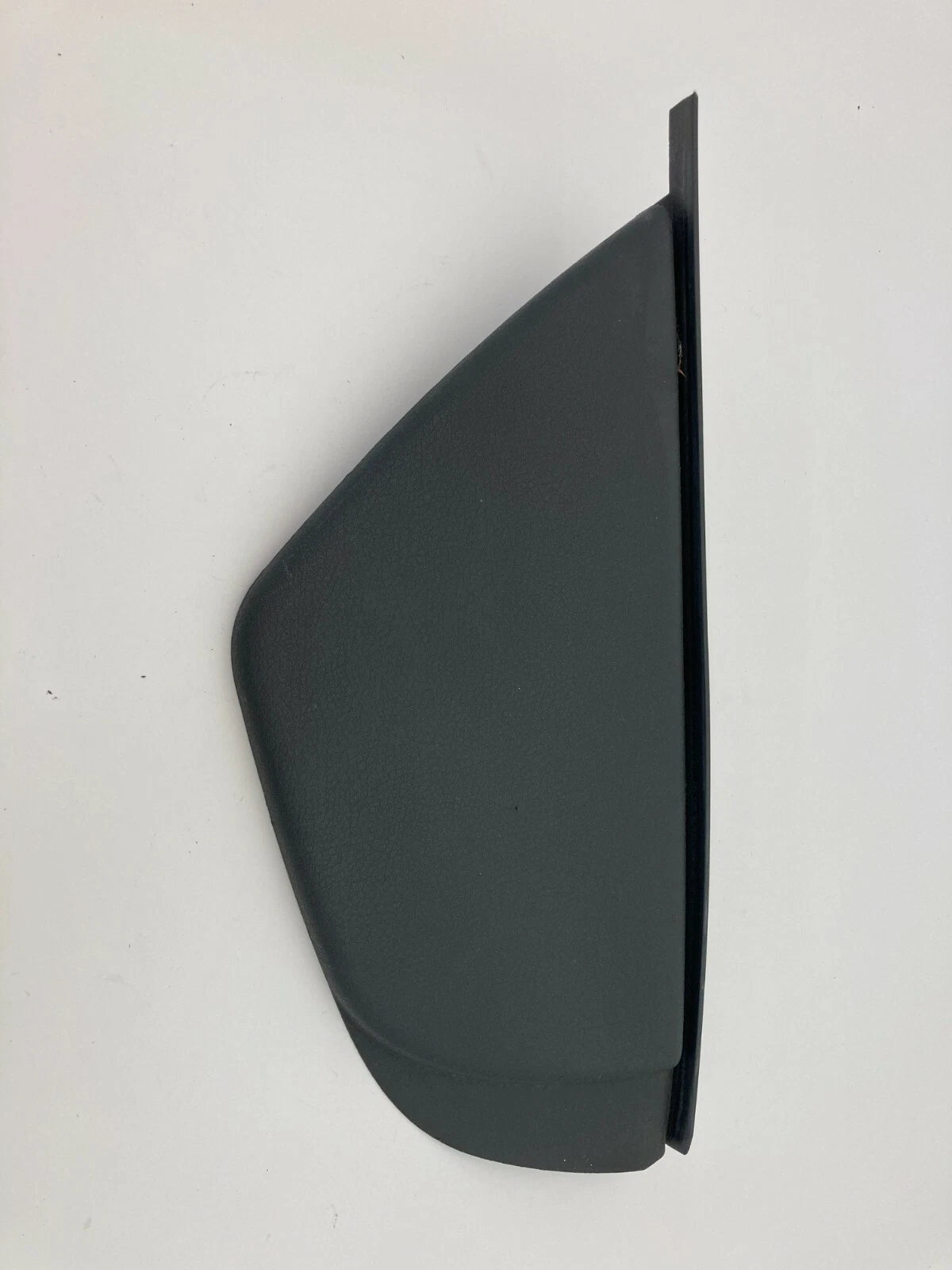 2004-2009 DODGE DURANGO FRONT LEFT DRIVER SIDE DASH END CAP COVER TRIM BEZEL