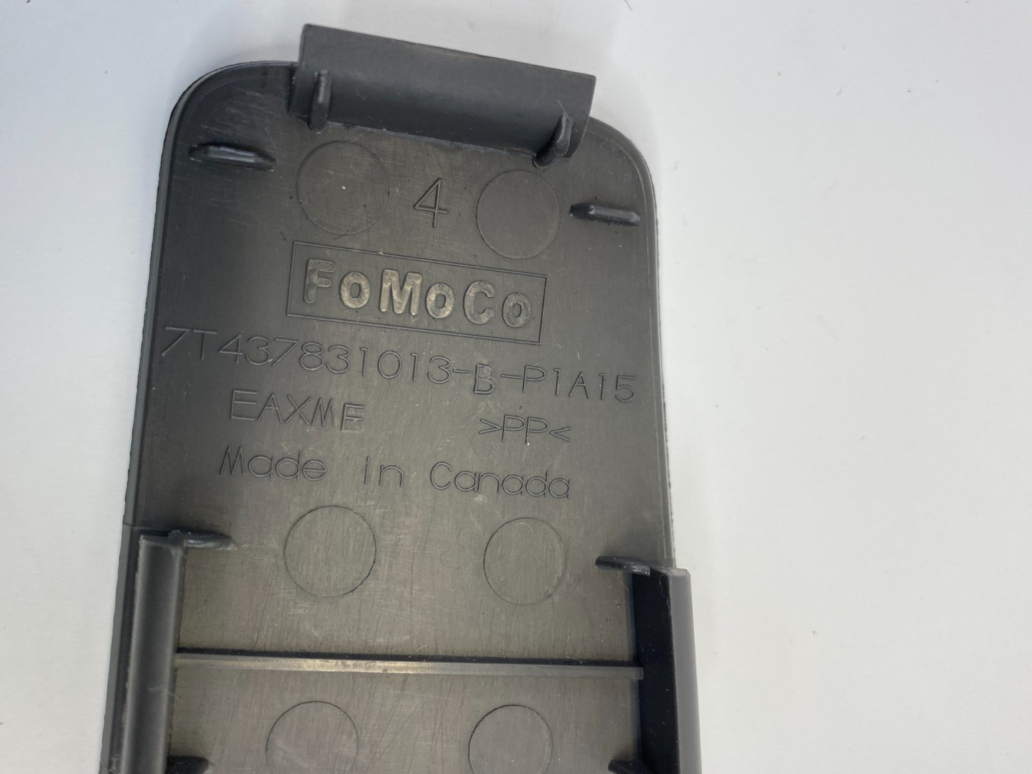 2007 08 09 2010 Lincoln MKX Fuel Reset Button Cover Cap Lid 7T437831013-B