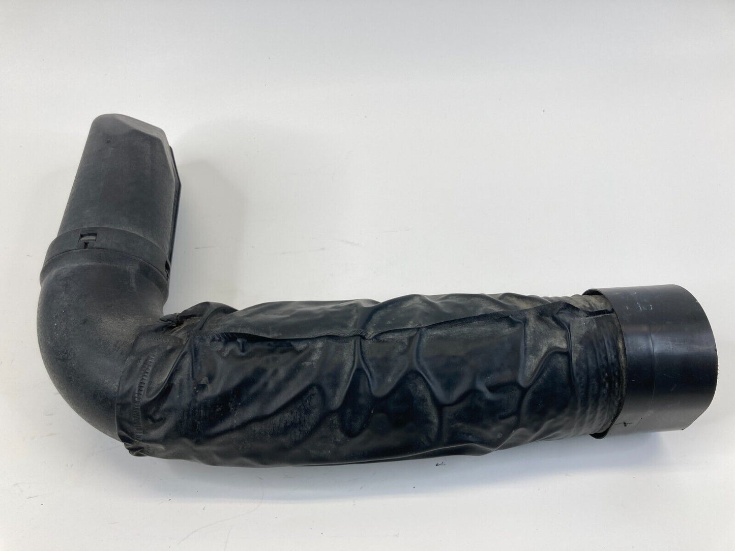 2013 14 15 2016 Hyundai Elantra 1.8L AT Air Intake Duct Hose Tube DK210-3X021