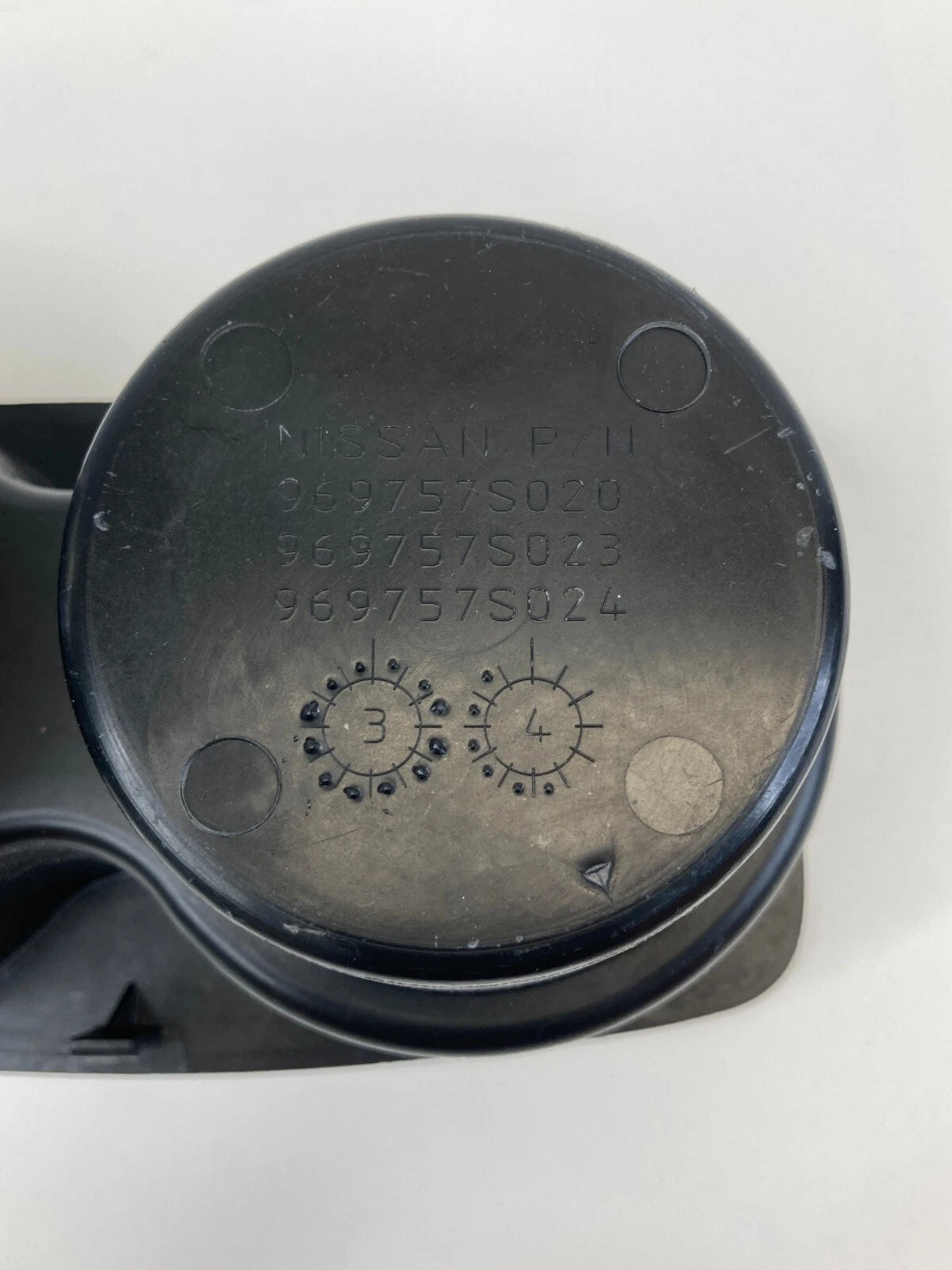 2008-2010 INFINITI QX56 REAR CENTER CONSOLE INSERT CUP HOLDER 96975-7S020 OEM