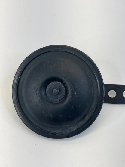 2005-2010 KIA SPORTAGE HORN LOW NOTE PITCH SIREN ALARM SIGNAL 96610-3E001 OEM