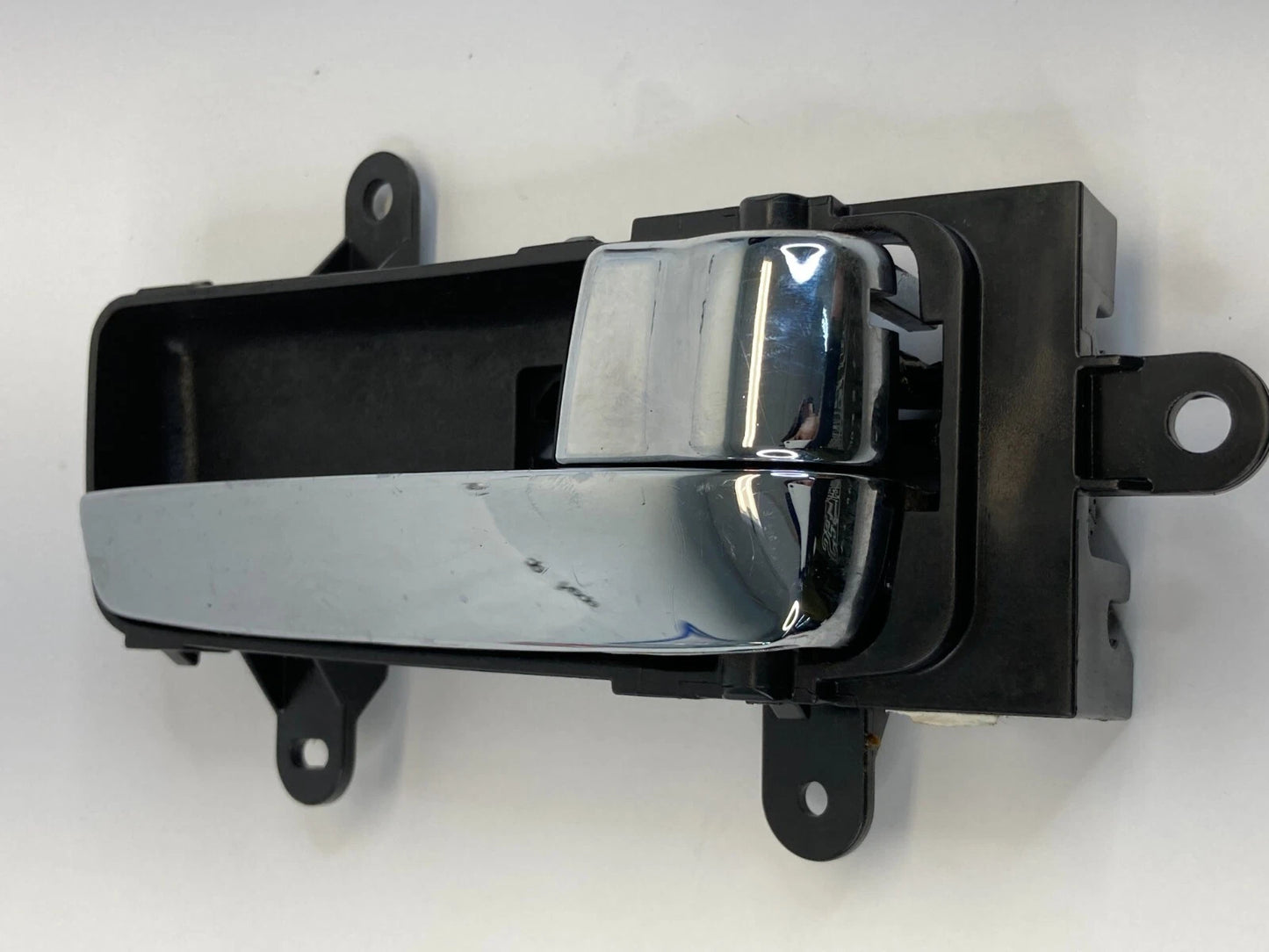2004-2008 NISSAN MAXIMA FRONT RIGHT PASSENGER SIDE INTERIOR DOOR HANDLE OEM
