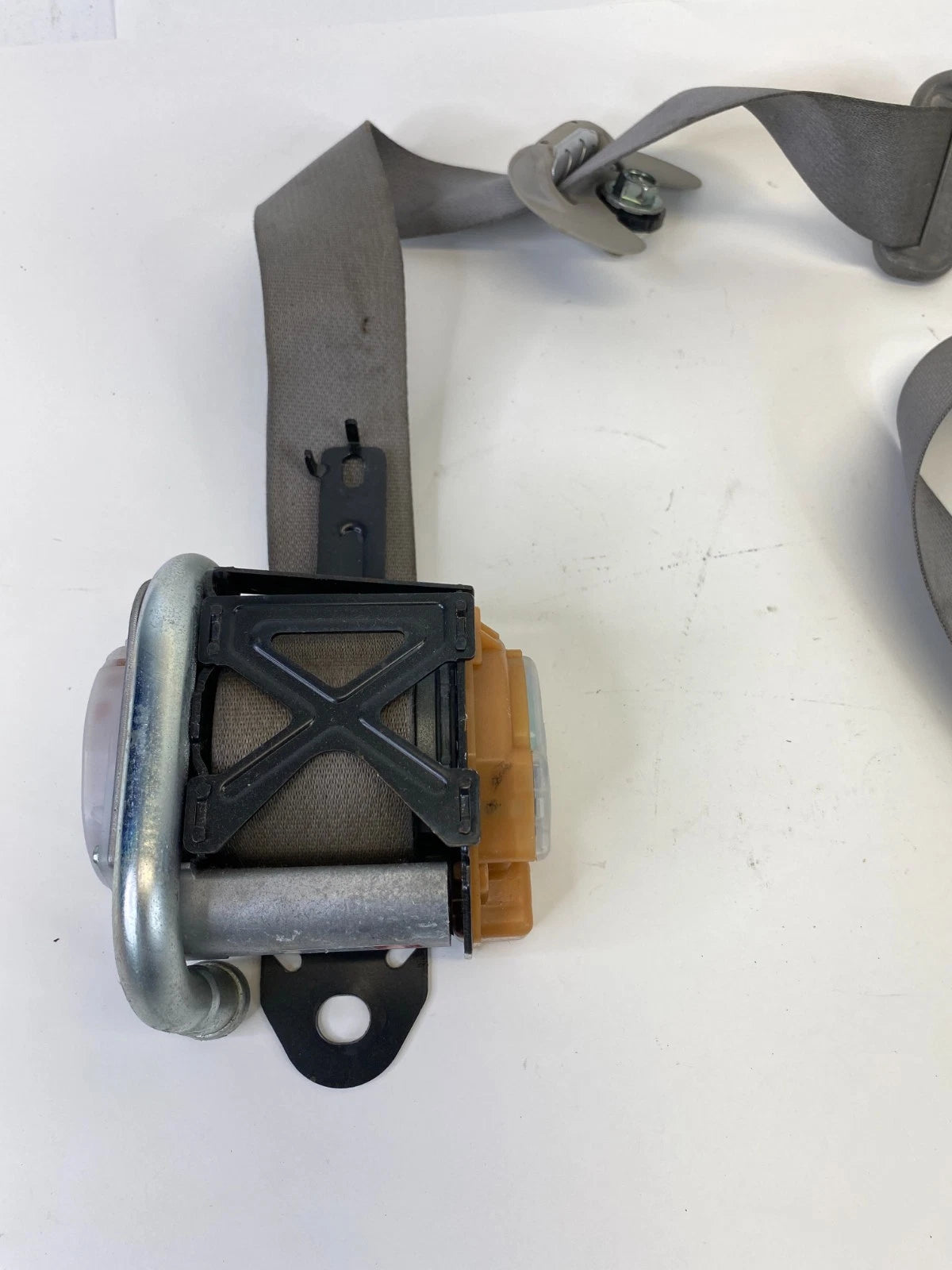 2006-2010 KIA OPTIMA FR RIGHT SIDE SEAT LAP & SHOULDER BELT RETRACTOR 88820-2G50