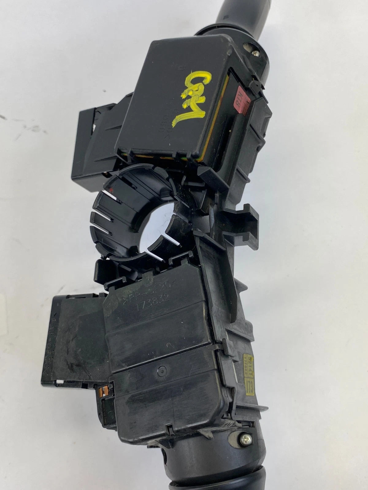2007-2012 TOYOTA YARIS HATCHBACK TURN SIGNAL & WIPER COMBINATION SWITCH ASSY OEM