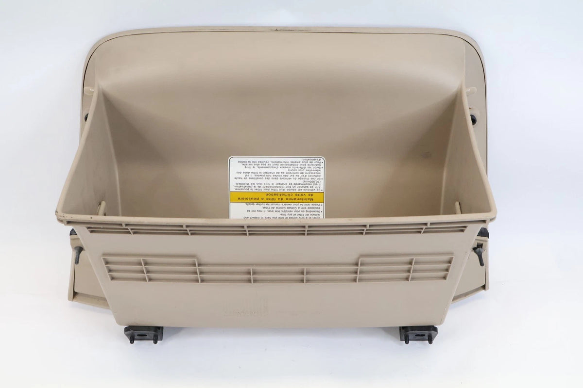 2006-2011 HYUNDAI ACCENT GLOVE COMPARTMENT BOX ASSEMBLY 84510-1E400 OEM