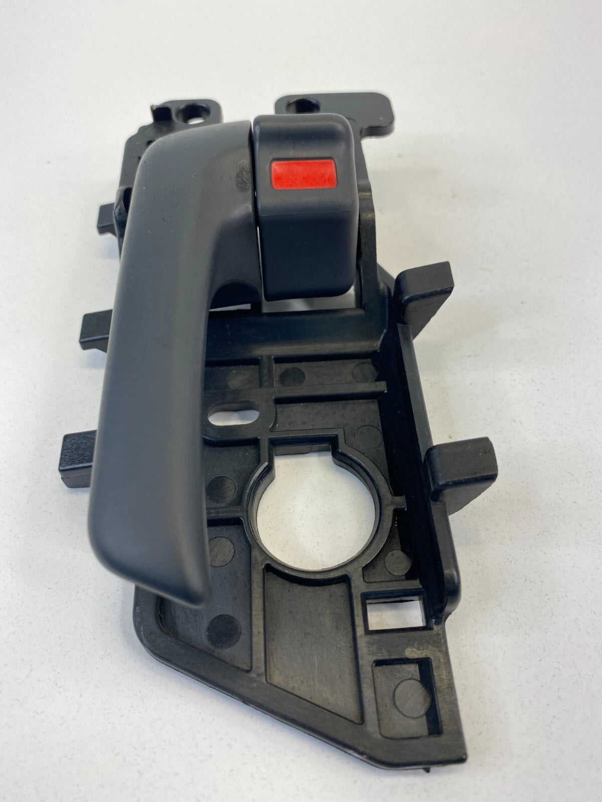 2010-2013 KIA FORTE FORTE REAR LEFT INTERIOR INNER DOOR HANDLE 82610-1M000 OEM