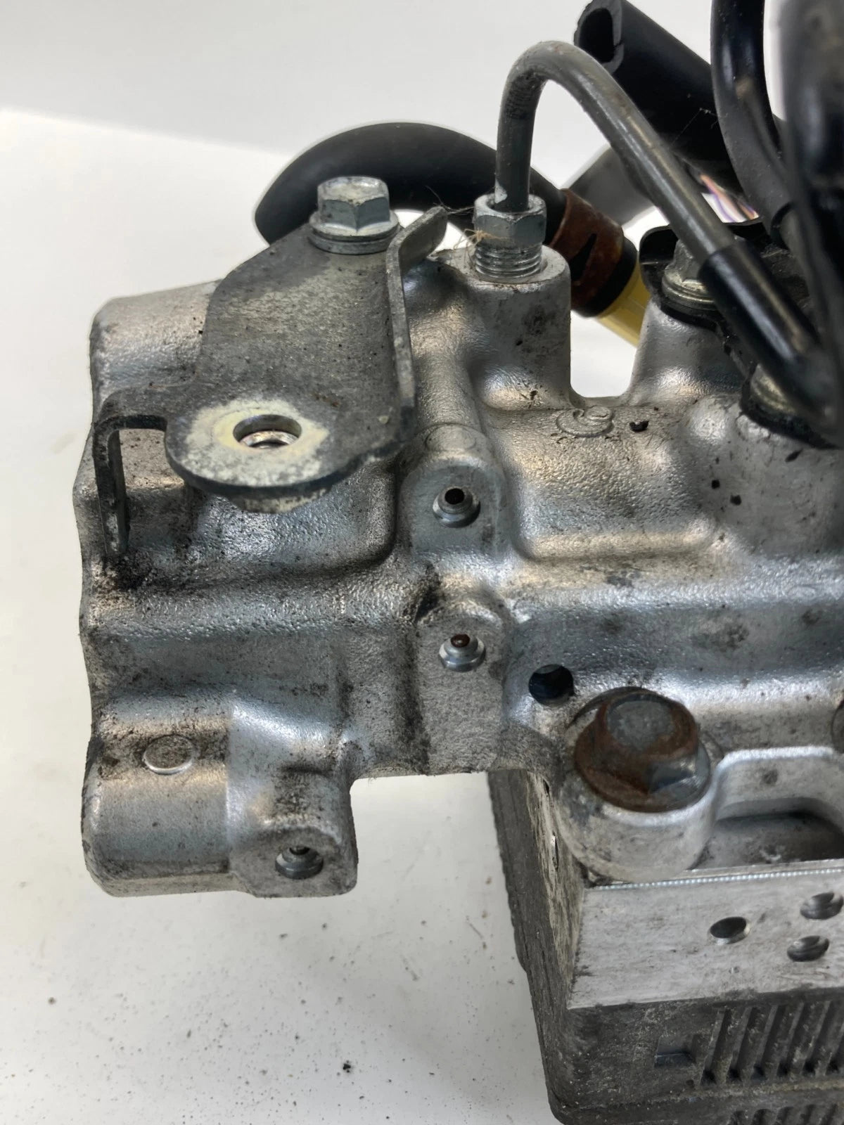 2010-2015 TOYOTA PRIUS ANTI LOCK ABS PUMP POWER BRAKE BOOSTER 47270-47030 OEM